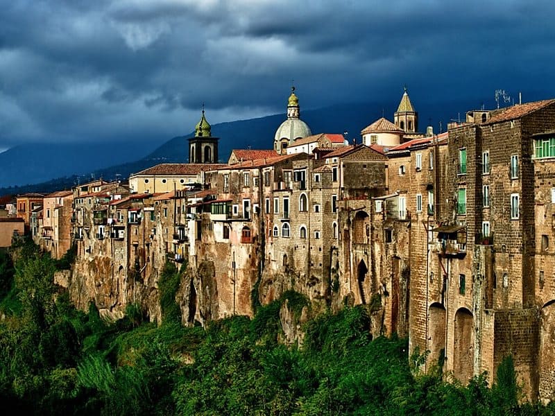 Sant’Agata de’ Goti Niezwykłe miejsca w Europie. Włochy niezwykłe miejsca