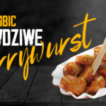 Przypomnij sobie smak niemieckiej kiełbaski z curry, spróbuj jej po raz pierwszy lub po prostu dowiedz się jak zrobić Currywurst dzięki naszemu przepisowi!